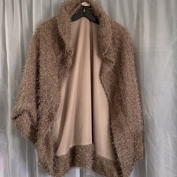 Jacket - Picture 3 of 4